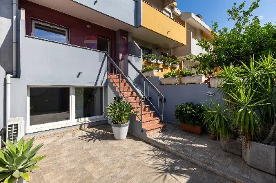 Villa in vendita a Cagliari, Pirri - foto 1