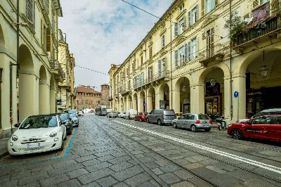 Appartamento in vendita a Torino, Centro - foto 1