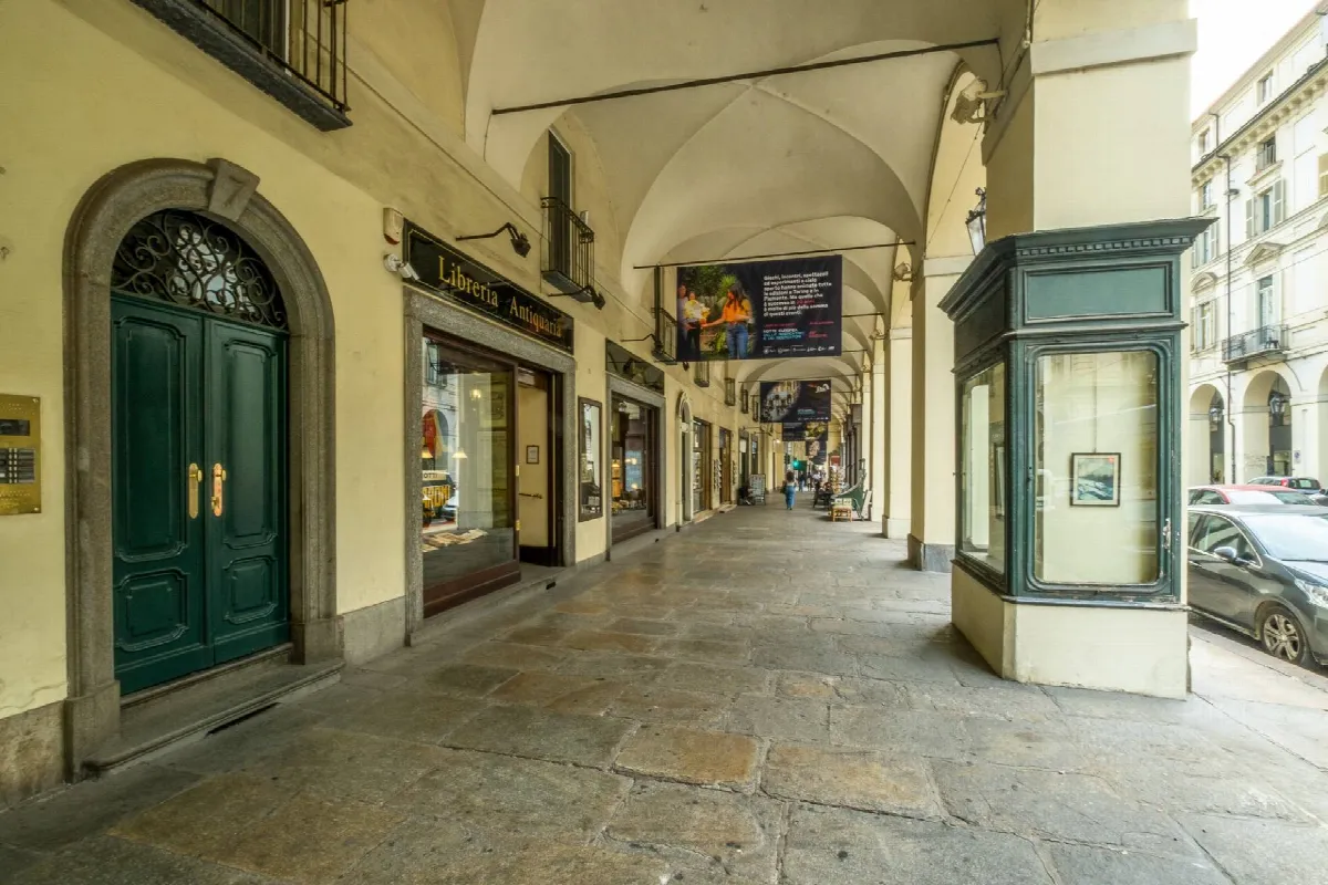 Appartamento in vendita a Torino, Centro - foto 4