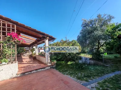 Villa in vendita a Massa, Zona industriale... - foto 8