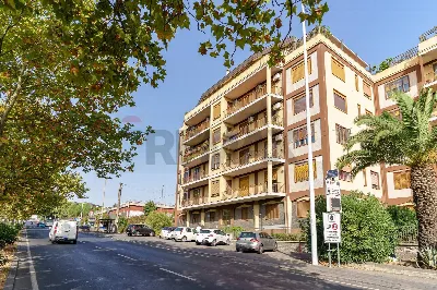 Appartamento in vendita a Catania, Barrier... - foto 1