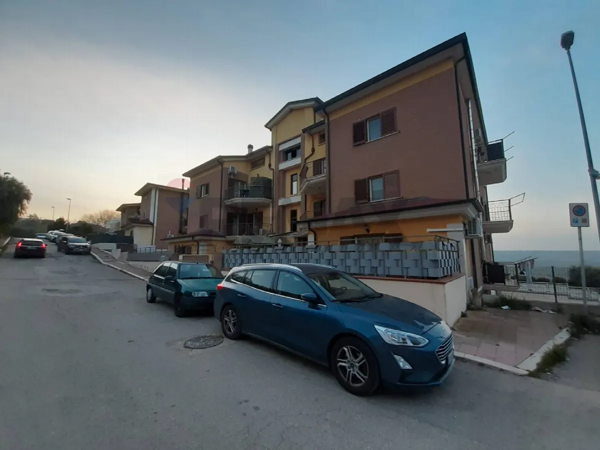 Appartamento in vendita a Castelluccio dei Sauri - foto 3