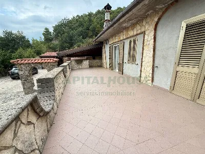 Casa Indipendente in vendita a Fisciano - foto 1