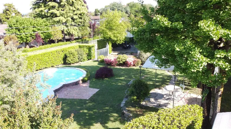 Villa in vendita a Arona - foto 1