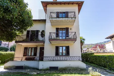 Villetta a schiera in vendita a Stresa - foto 1