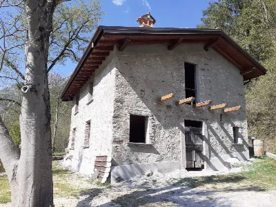 Rustico/Casale in vendita a Lavenone - foto 2