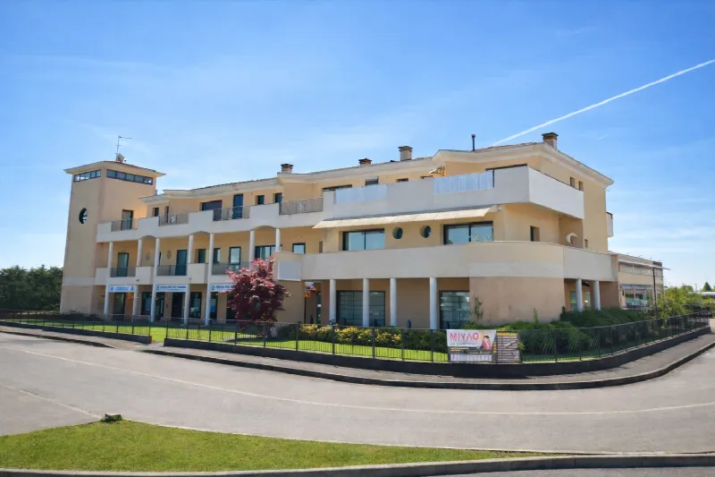 Palazzo/Stabile in vendita a Santa Giustina in Colle - foto 1