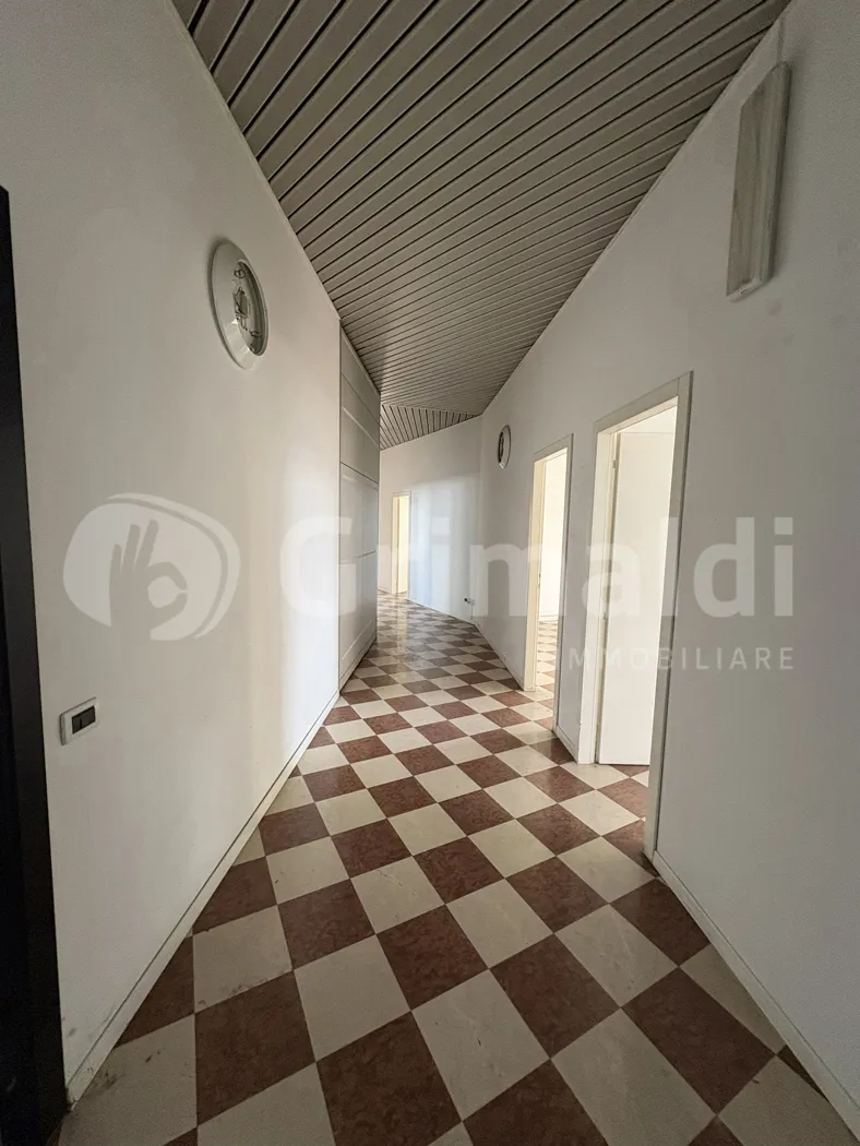Ufficio in vendita a Vicenza, San Lazzaro, Viale Verona - foto 2