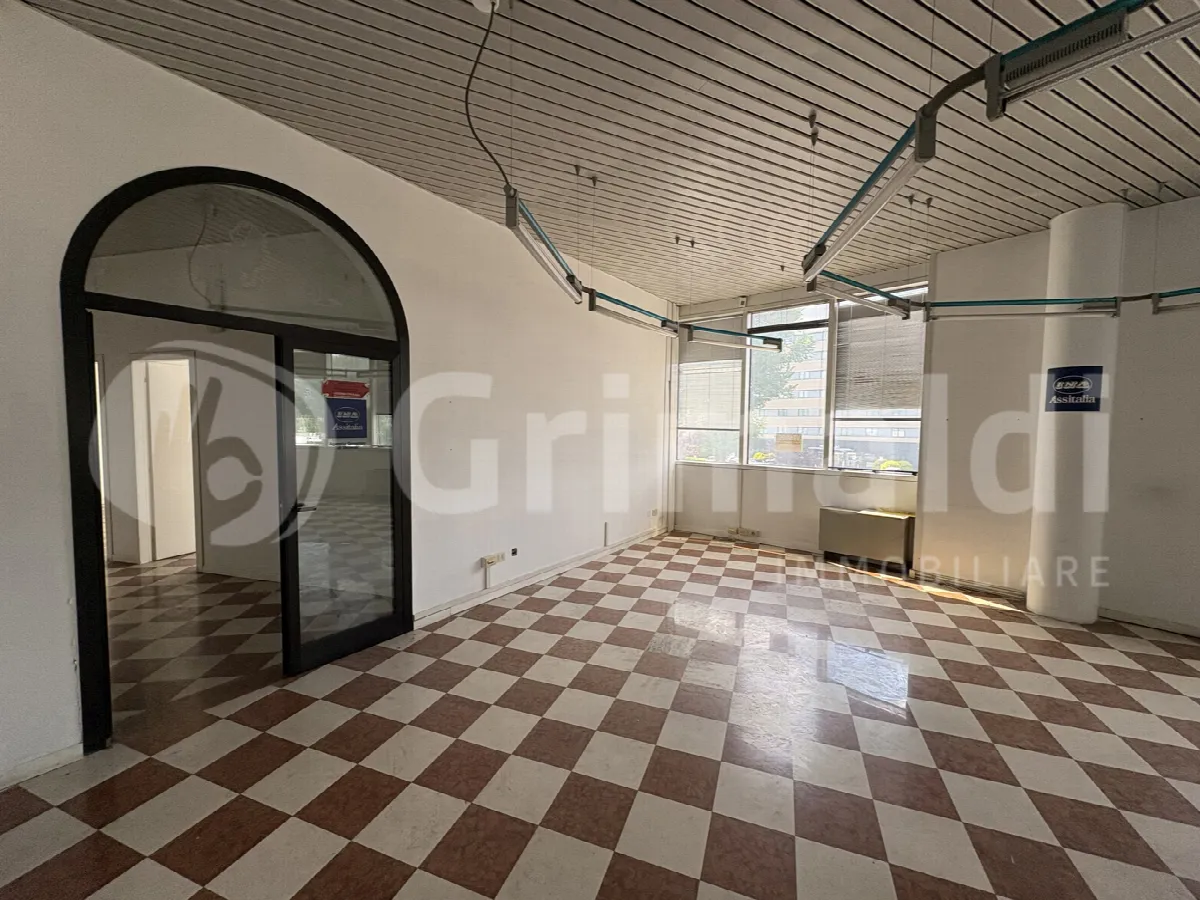 Ufficio in vendita a Vicenza, San Lazzaro, Viale Verona - foto 5