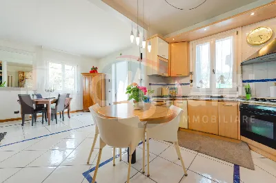 Casa Indipendente in vendita a Padova, Sac... - foto 1