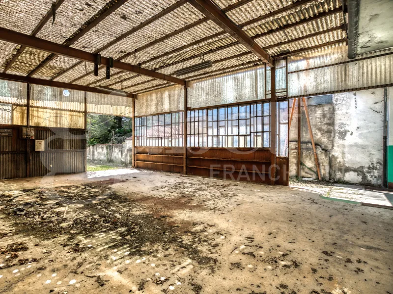 Palazzo/Stabile in vendita a Pinerolo - foto 8