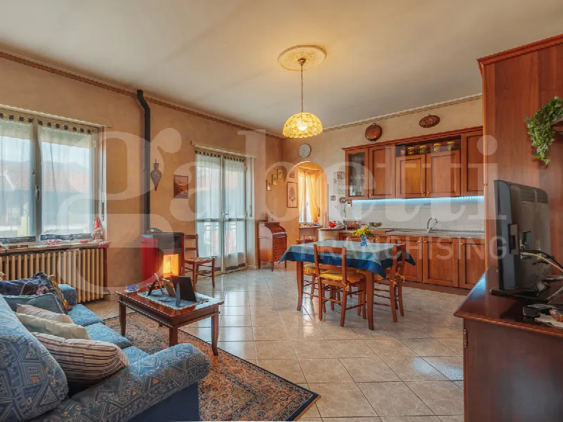 Casa Indipendente in vendita a Frossasco - foto 1