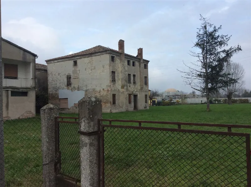 Rustico/Casale in vendita a Adria - foto 1