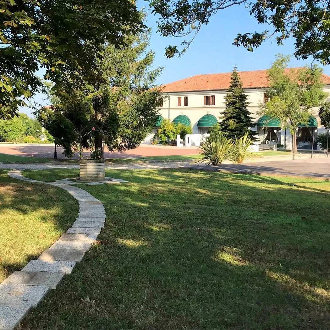 Palazzo/Stabile in vendita a Villadose - foto 2