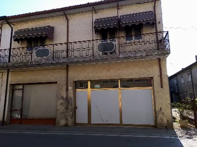Palazzo/Stabile in vendita a Gavello - foto 2