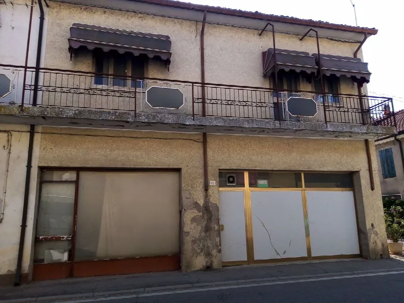 Palazzo/Stabile in vendita a Gavello - foto 1