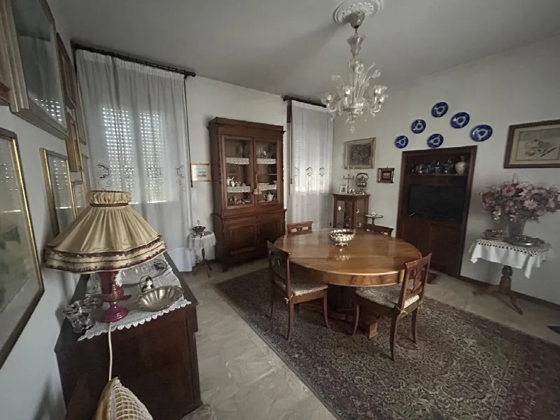 Palazzo/Stabile in vendita a Adria - foto 2
