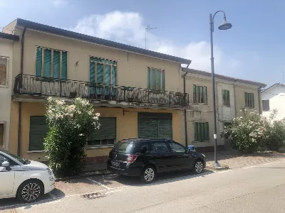 Palazzo/Stabile a Corbola