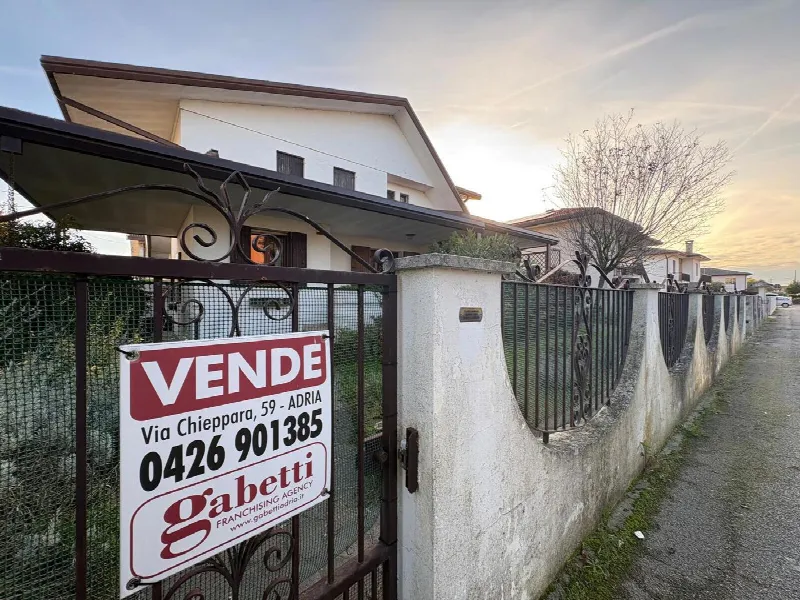 Villa in vendita a Adria - foto 1