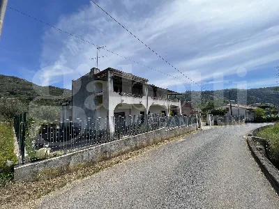 Casa Indipendente in vendita a San Pietro ... - foto 2