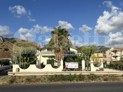 Casa Indipendente in vendita a Amantea - foto 1