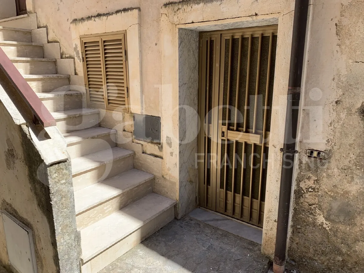 Casa Indipendente in vendita a Fiumefreddo Bruzio - foto 2