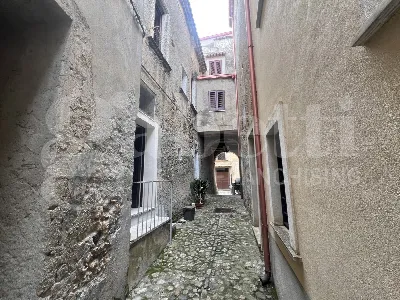 Casa Indipendente in vendita a Fiumefreddo... - foto 2