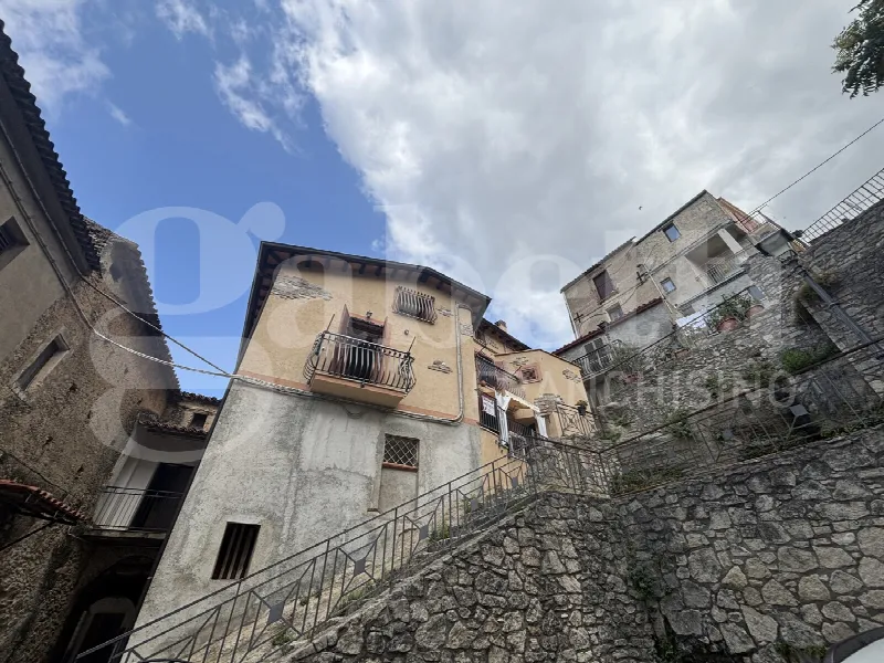 Casa Indipendente in vendita a Cleto - foto 4