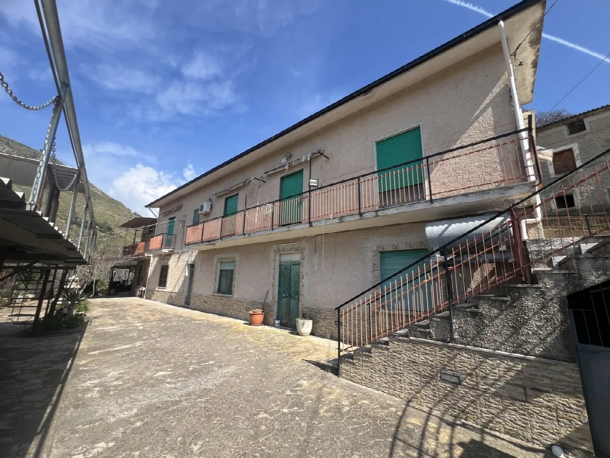 Casa Indipendente in vendita ad Amantea - foto 2