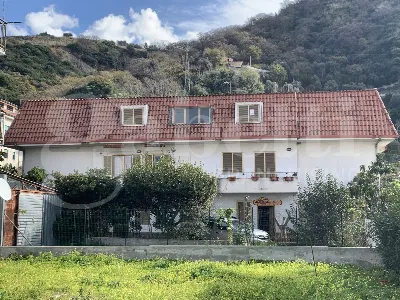 Appartamento in vendita a Fiumefreddo Bruz... - foto 2