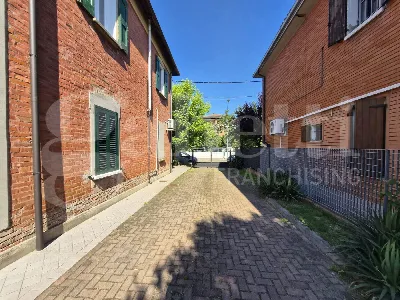 Appartamento in vendita a Bologna, Aeropor... - foto 2