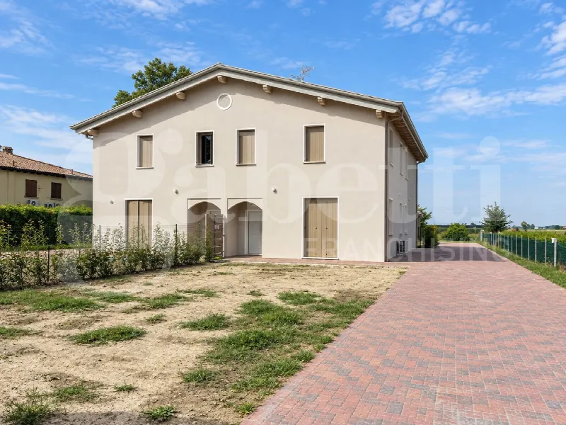 Casa Indipendente in vendita a Poggio Renatico - foto 1