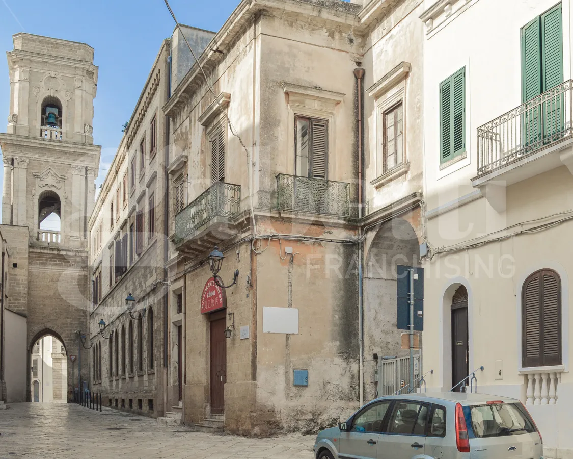 Casa Indipendente in vendita a Brindisi, Centro Storico, Cappuccini, Commenda - foto 5