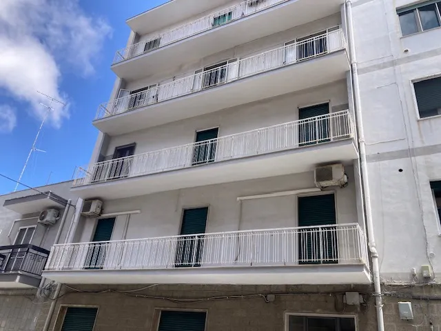Appartamento in vendita a Brindisi, Centro Storico, Cappuccini, Commenda - foto 1