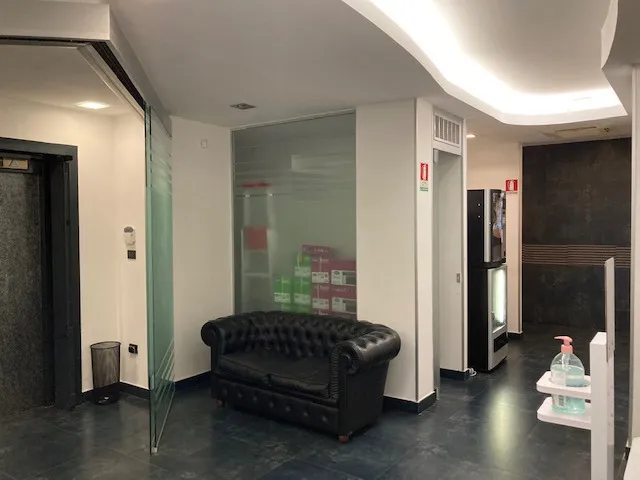 Ufficio in vendita a Brindisi, Centro storico, cappuccini, commenda - foto 2