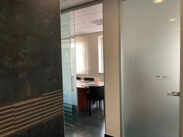 Ufficio in vendita a Brindisi, Centro storico, cappuccini, commenda - foto 4