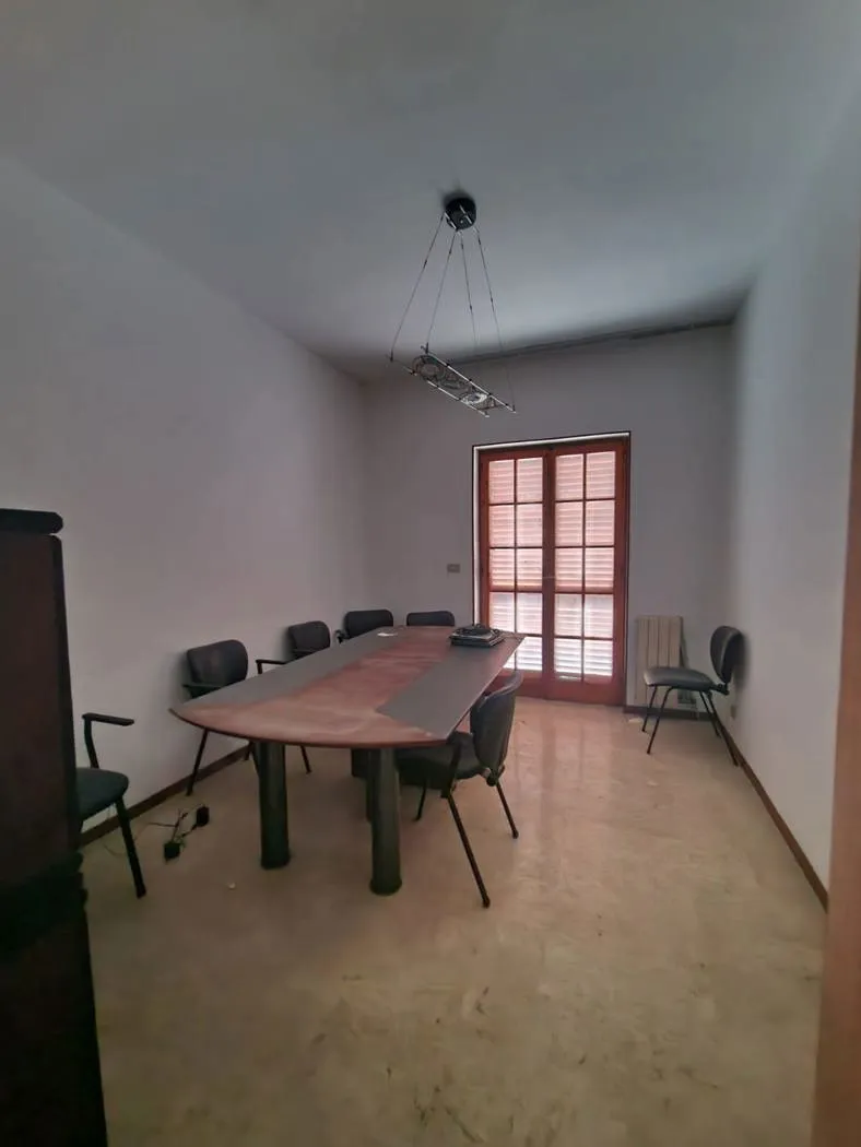 Appartamento in vendita a Brindisi, Centro Storico, Cappuccini, Commenda - foto 1