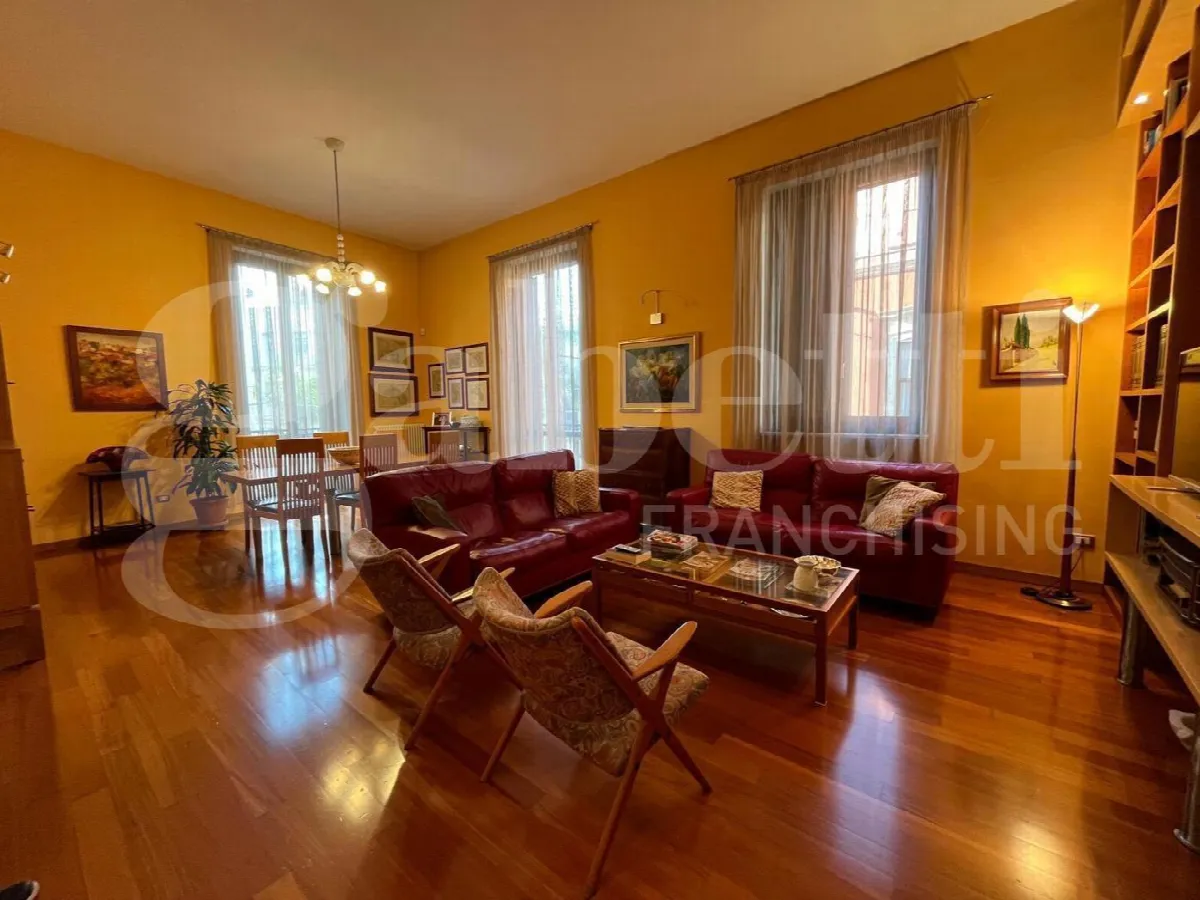 Appartamento in vendita a Brindisi, Centro Storico, Cappuccini, Commenda - foto 2