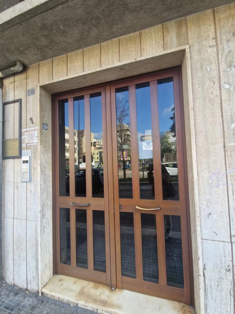 Appartamento in vendita a Brindisi, Centro Storico, Cappuccini, Commenda - foto 2