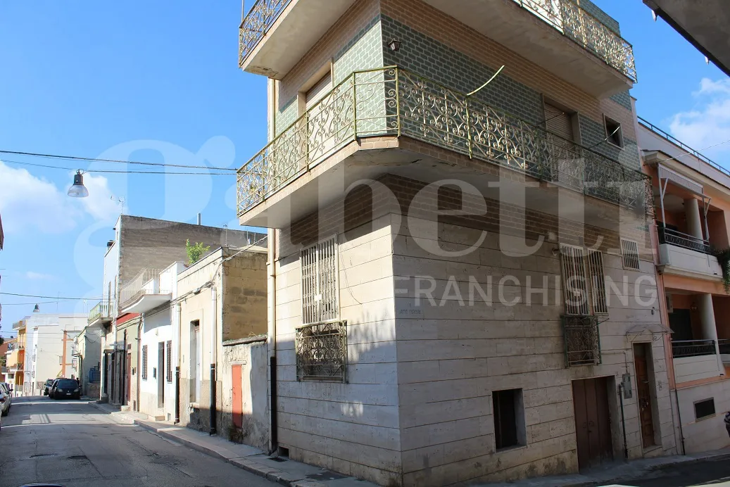 Casa Indipendente in vendita a Canosa di Puglia - foto 2