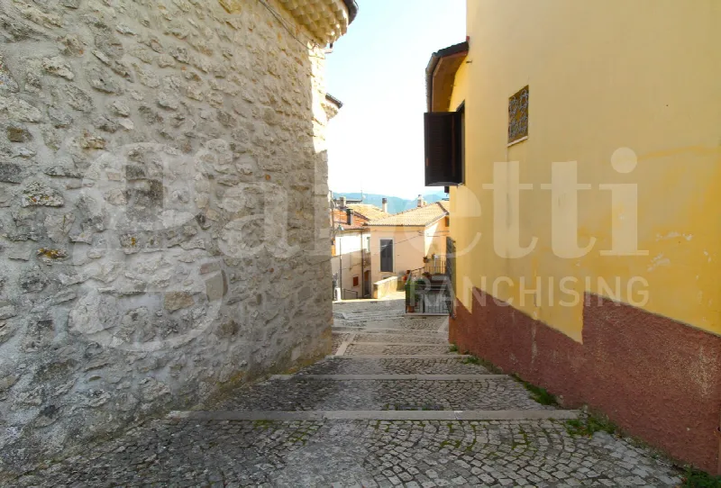 Appartamento in vendita a Scontrone - foto 2
