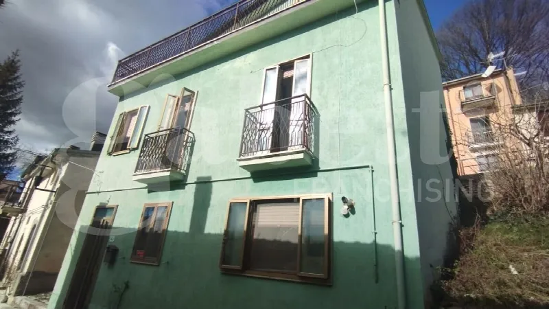 Appartamento in vendita a Scontrone - foto 1