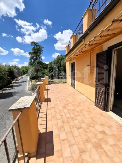 Appartamento in vendita a Civita Castellan... - foto 2