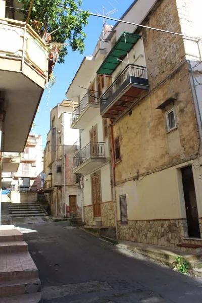 Appartamento in vendita a Belmonte Mezzagn... - foto 2