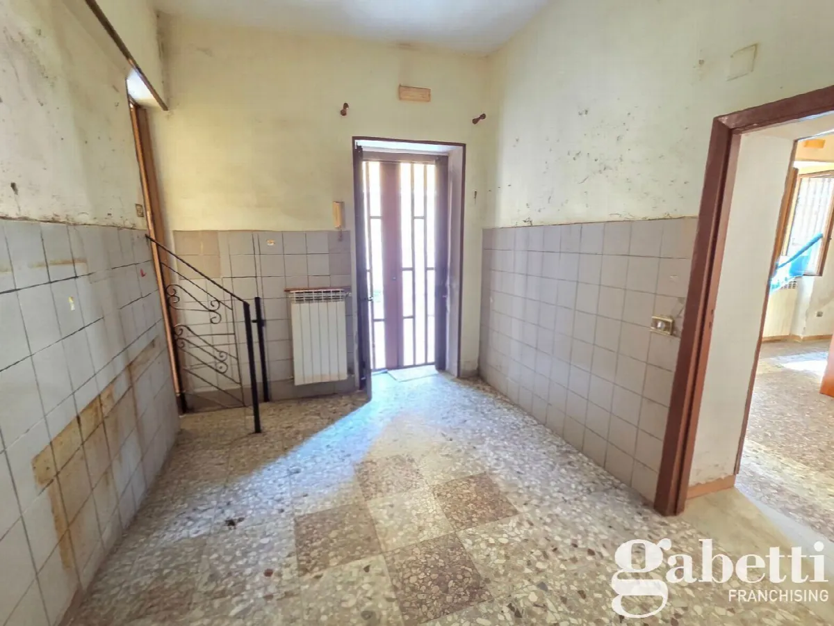 Palazzo/Stabile in vendita a Pomigliano d'Arco - foto 3
