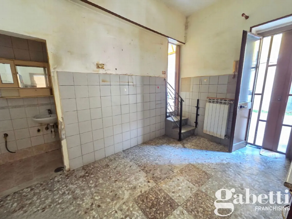 Palazzo/Stabile in vendita a Pomigliano d'Arco - foto 4
