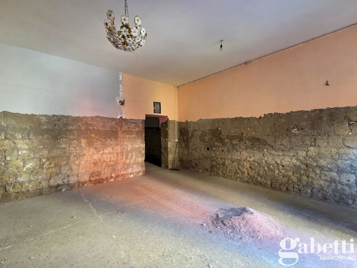 Palazzo/Stabile in vendita a Pomigliano d'Arco - foto 3