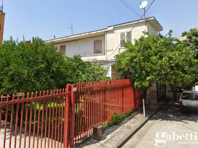 Appartamento in vendita a Pomigliano d'Arc... - foto 1