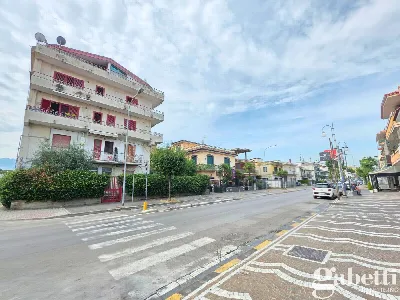Appartamento in vendita a Pomigliano d'Arc... - foto 2