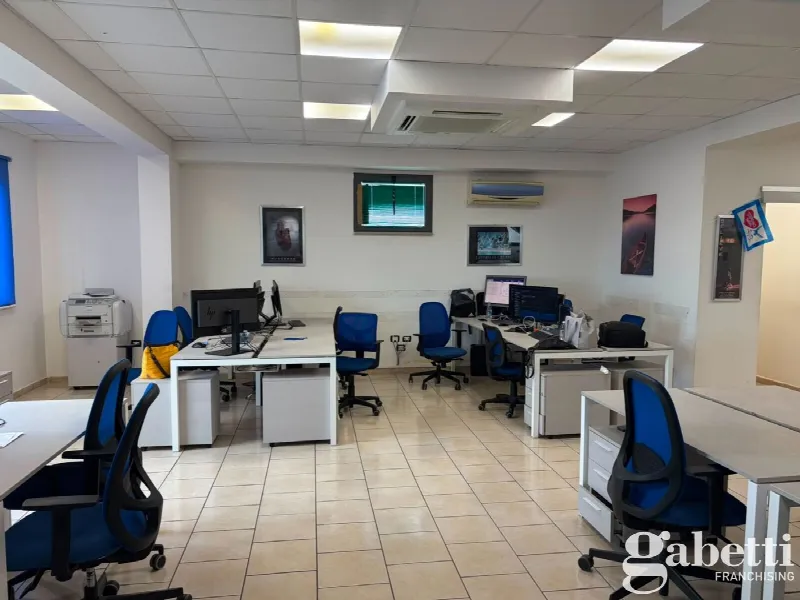 Ufficio in vendita a Pomigliano d'Arco - foto 3